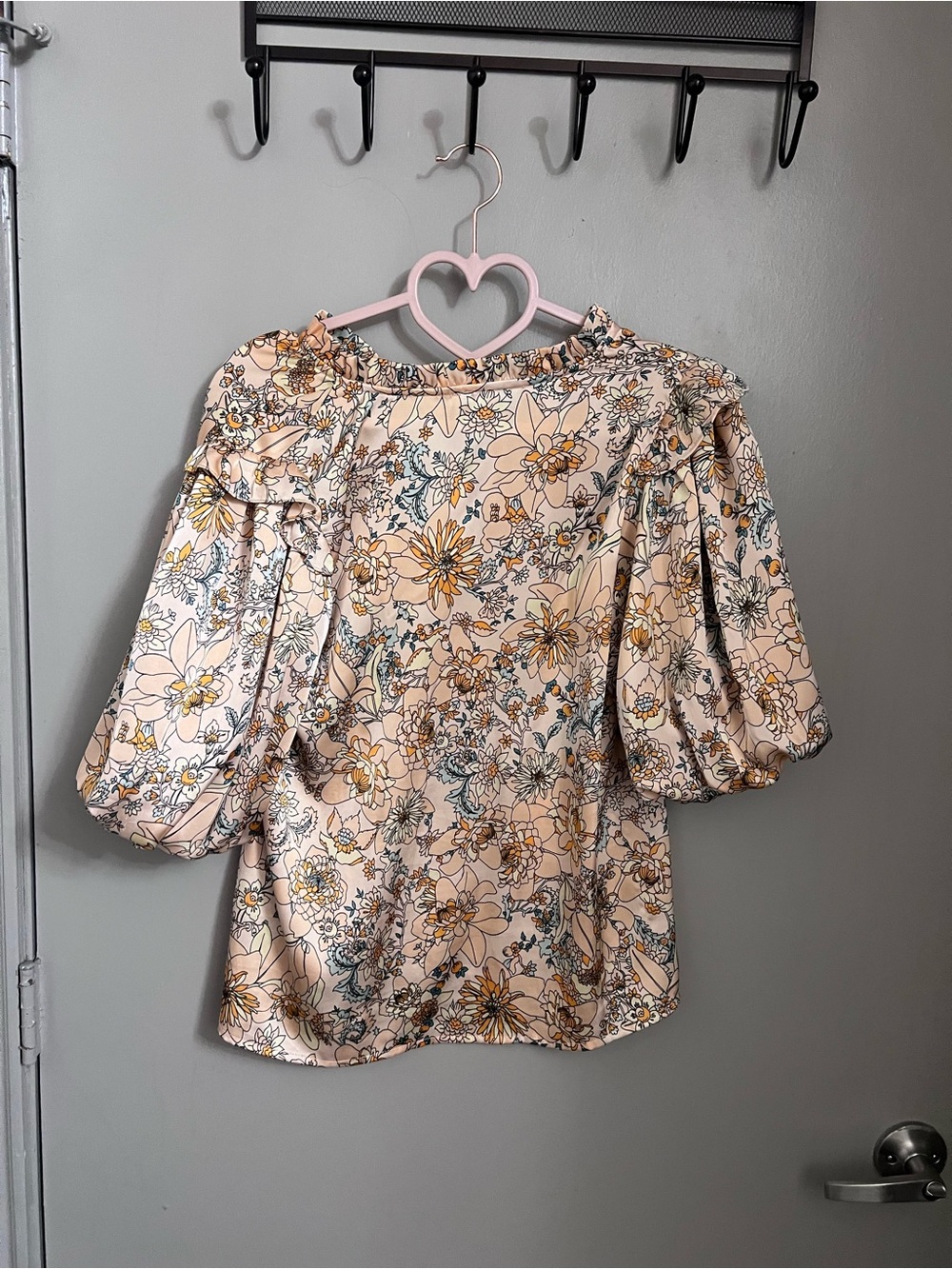 THML Pink Floral Puff Sleeve Top